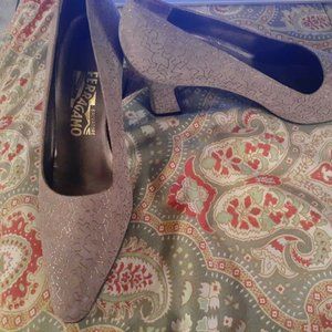 Salvatore Ferragamo 8.5 taupe Italian pumps shoes
